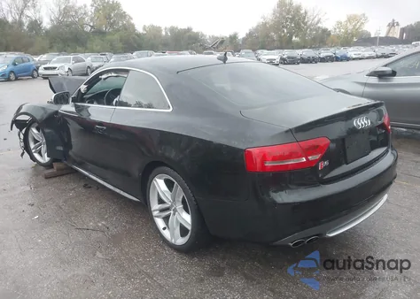 2011 Audi S5 4.2 Premium Plus из США, поврежденный, VIN WAUVVAFR6BA067683